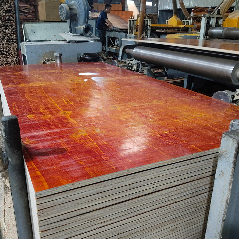 是什么原因會造成建筑模板出現開裂插圖